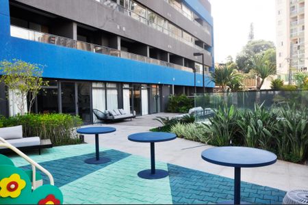 Apartamento à venda com 80m², 2 quartos e 1 vagaÁrea comum