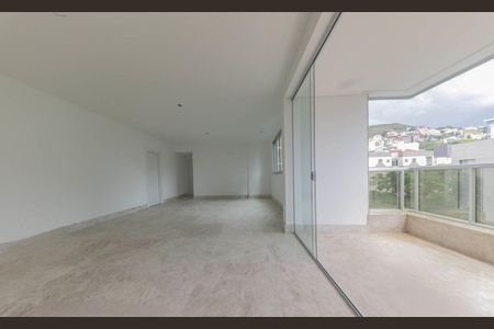 Apartamento à venda com 197m², 4 quartos e 4 vagasSala e varanda