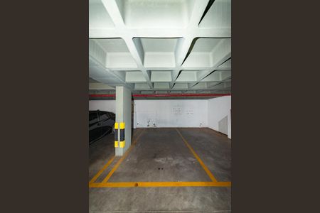 Garagem de apartamento para alugar com 3 quartos, 75m² em Nova Granada, Belo Horizonte