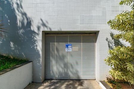 Placa de apartamento para alugar com 3 quartos, 75m² em Nova Granada, Belo Horizonte