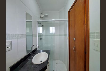 Casa para alugar com 126m², 3 quartos e 1 vaga Casa para alugar com 126m², 3 quartos e 1 vagaBanheiro da Suíte 1