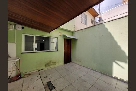 Casa para alugar com 126m², 3 quartos e 1 vaga Casa para alugar com 126m², 3 quartos e 1 vagaÁrea de Serviço