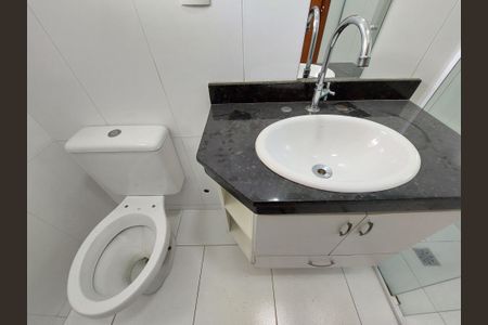 Casa para alugar com 126m², 3 quartos e 1 vaga Casa para alugar com 126m², 3 quartos e 1 vagaBanheiro da Suíte 1