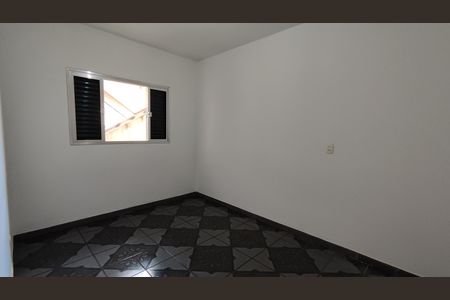 Quarto de casa para alugar com 1 quarto, 46m² em Parque Dourado, Ferraz de Vasconcelos