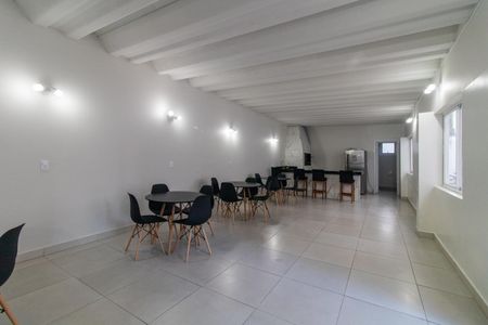 Apartamento à venda com 55m², 2 quartos e sem vagaÁrea comum