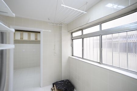 Apartamento à venda com 96m², 3 quartos e 1 vagaÁrea de Serviço