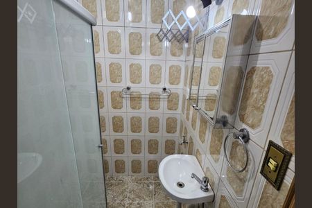 Banheiro de kitnet/studio à venda com 1 quarto, 27m² em Vila Buarque, São Paulo