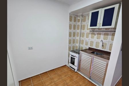 Cozinha de kitnet/studio à venda com 1 quarto, 27m² em Vila Buarque, São Paulo