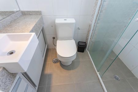 Apartamento à venda com 69m², 3 quartos e 2 vagasBanheiro da Suíte