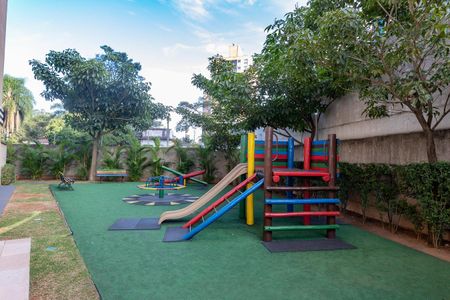 Apartamento à venda com 69m², 3 quartos e 2 vagasÁrea comum - Playground