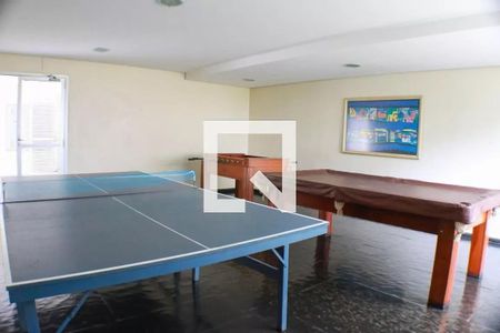 Apartamento à venda com 49m², 2 quartos e 1 vaga Apartamento à venda com 49m², 2 quartos e 1 vagaÁrea comum - Salão de jogos