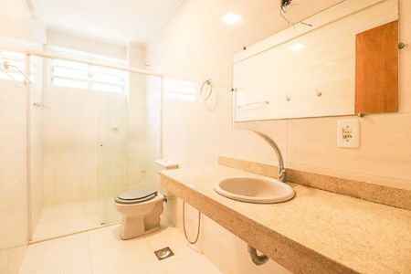 Apartamento para alugar com 89m², 3 quartos e sem vaga Apartamento para alugar com 89m², 3 quartos e sem vagaBanheiro 1