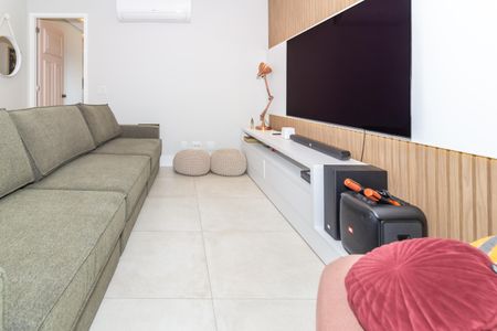 Apartamento à venda com 100m², 3 quartos e 2 vagasSala