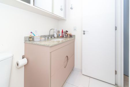 Apartamento à venda com 100m², 3 quartos e 2 vagasBanheiro da Suíte