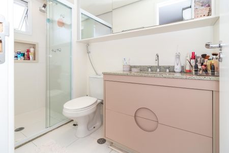 Apartamento à venda com 100m², 3 quartos e 2 vagasBanheiro da Suíte