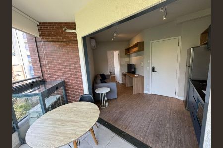 Sala de apartamento à venda com 1 quarto, 32m² em Pinheiros, São Paulo