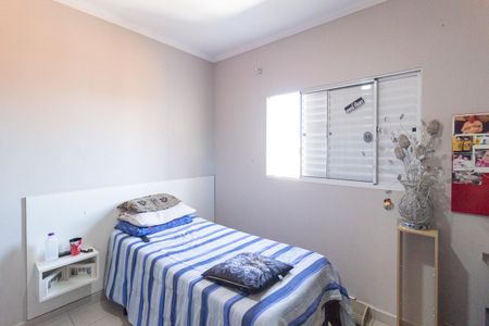 Casa à venda com 200m², 3 quartos e 2 vagasQuarto 2