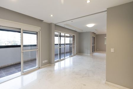Apartamento para alugar com 171m², 3 quartos e 3 vagasSala