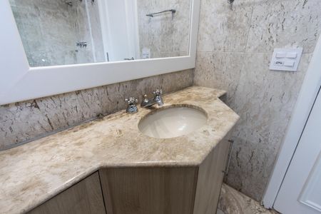 Apartamento para alugar com 171m², 3 quartos e 3 vagasBanheiro da Suíte 3