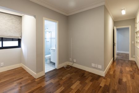 Apartamento para alugar com 171m², 3 quartos e 3 vagasSuíte 1