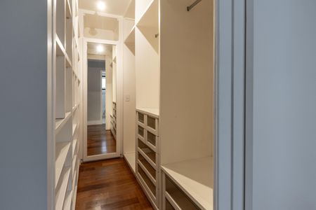 Apartamento para alugar com 171m², 3 quartos e 3 vagas Closet Suíte 3
