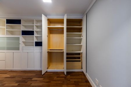 Apartamento para alugar com 171m², 3 quartos e 3 vagasSuíte 1
