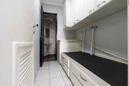 Apartamento para alugar com 171m², 3 quartos e 3 vagasQuarto de Serviço