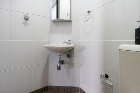 Apartamento para alugar com 171m², 3 quartos e 3 vagasBanheiro de Serviço