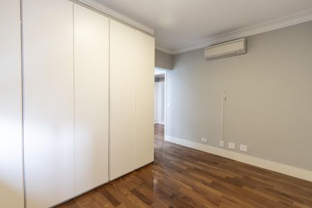 Apartamento para alugar com 171m², 3 quartos e 3 vagasSuíte 2