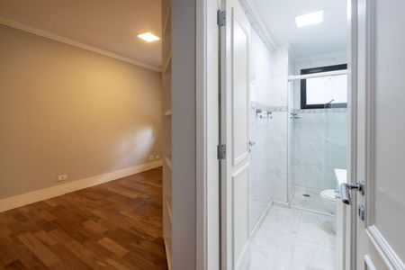 Apartamento para alugar com 171m², 3 quartos e 3 vagasSuíte 2