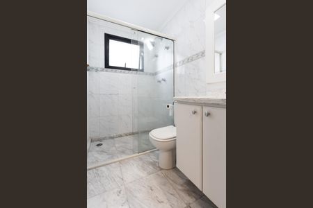 Apartamento para alugar com 171m², 3 quartos e 3 vagasBanheiro do Suíte 1