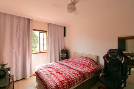 Casa à venda com 165m², 4 quartos e 2 vagasQuarto 2