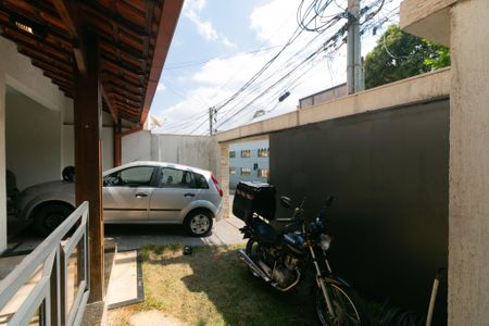 Casa à venda com 165m², 4 quartos e 2 vagasÁrea Externa