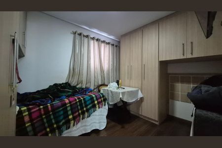 Casa à venda com 286m², 3 quartos e 5 vagas Casa à venda com 286m², 3 quartos e 5 vagasQuarto 2