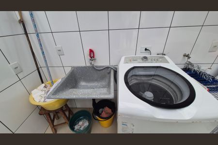 Casa à venda com 286m², 3 quartos e 5 vagas Casa à venda com 286m², 3 quartos e 5 vagasLavanderia