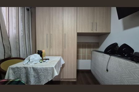 Casa à venda com 286m², 3 quartos e 5 vagas Casa à venda com 286m², 3 quartos e 5 vagasQuarto 2