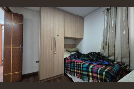 Casa à venda com 286m², 3 quartos e 5 vagas Casa à venda com 286m², 3 quartos e 5 vagasQuarto 2