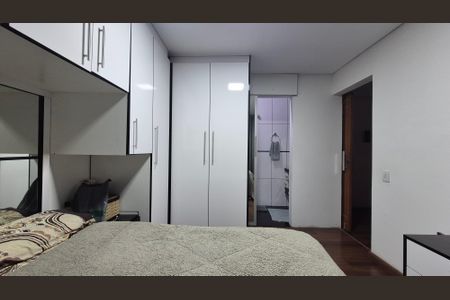 Casa à venda com 286m², 3 quartos e 5 vagas Casa à venda com 286m², 3 quartos e 5 vagasSuíte