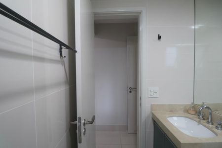 Apartamento para alugar com 110m², 3 quartos e 2 vagasBanheiro Suíte 1