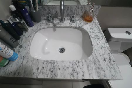 Apartamento para alugar com 110m², 3 quartos e 2 vagasBanheiro Social