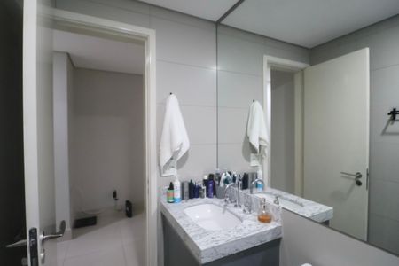 Apartamento para alugar com 110m², 3 quartos e 2 vagasBanheiro Social