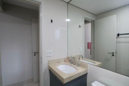 Apartamento para alugar com 110m², 3 quartos e 2 vagasBanheiro Suíte 1