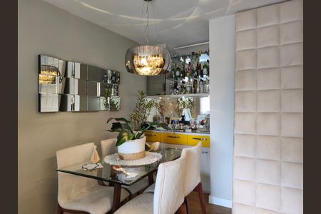 Apartamento à venda com 55m², 2 quartos e 1 vagaSala