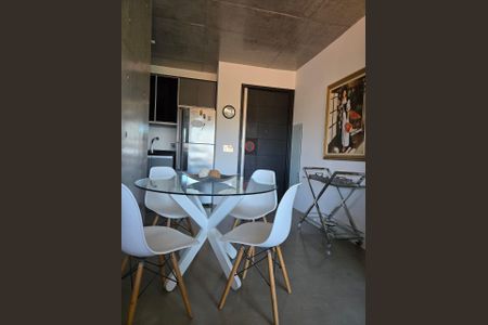 Sala de apartamento à venda com 1 quarto, 70m² em Petrópolis, Porto Alegre