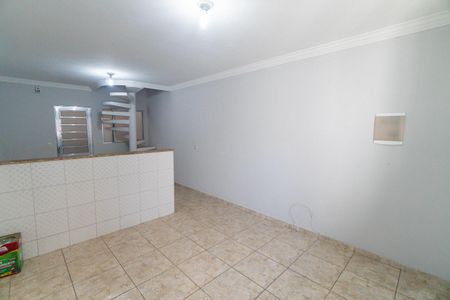 Sala/Cozinha de casa para alugar com 2 quartos, 55m² em Jardim Oriental, São Paulo