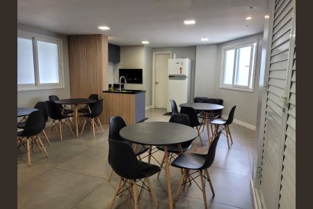 Apartamento à venda com 62m², 2 quartos e 1 vaga Apartamento à venda com 62m², 2 quartos e 1 vagaÁrea comum - Salão de festas