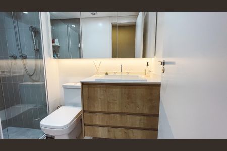 Apartamento à venda com 69m², 2 quartos e 1 vaga Apartamento à venda com 69m², 2 quartos e 1 vagaBanheiro Social