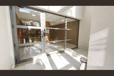 Apartamento à venda com 69m², 2 quartos e 1 vaga Apartamento à venda com 69m², 2 quartos e 1 vagaHall de entrada