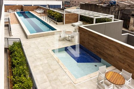 Apartamento à venda com 69m², 2 quartos e 1 vagaÁrea comum - Piscina