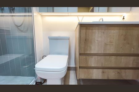 Apartamento à venda com 69m², 2 quartos e 1 vaga Apartamento à venda com 69m², 2 quartos e 1 vagaBanheiro Social